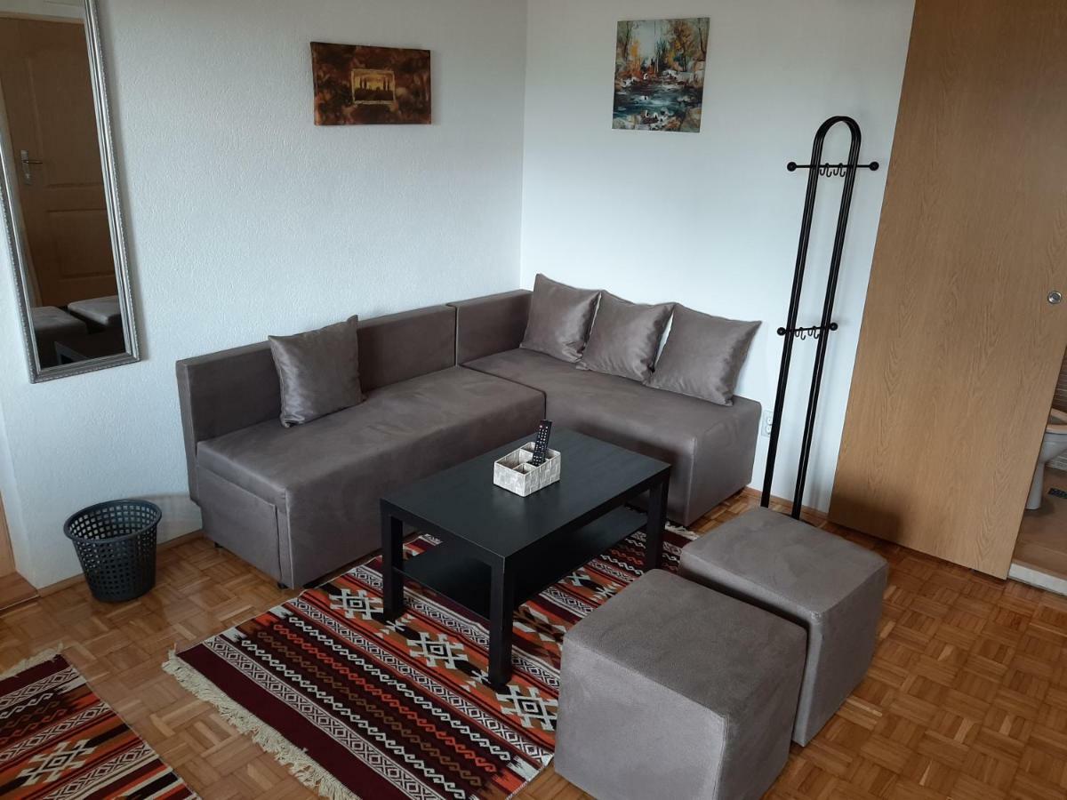 Guesthouse Hill Сараєво Екстер'єр фото