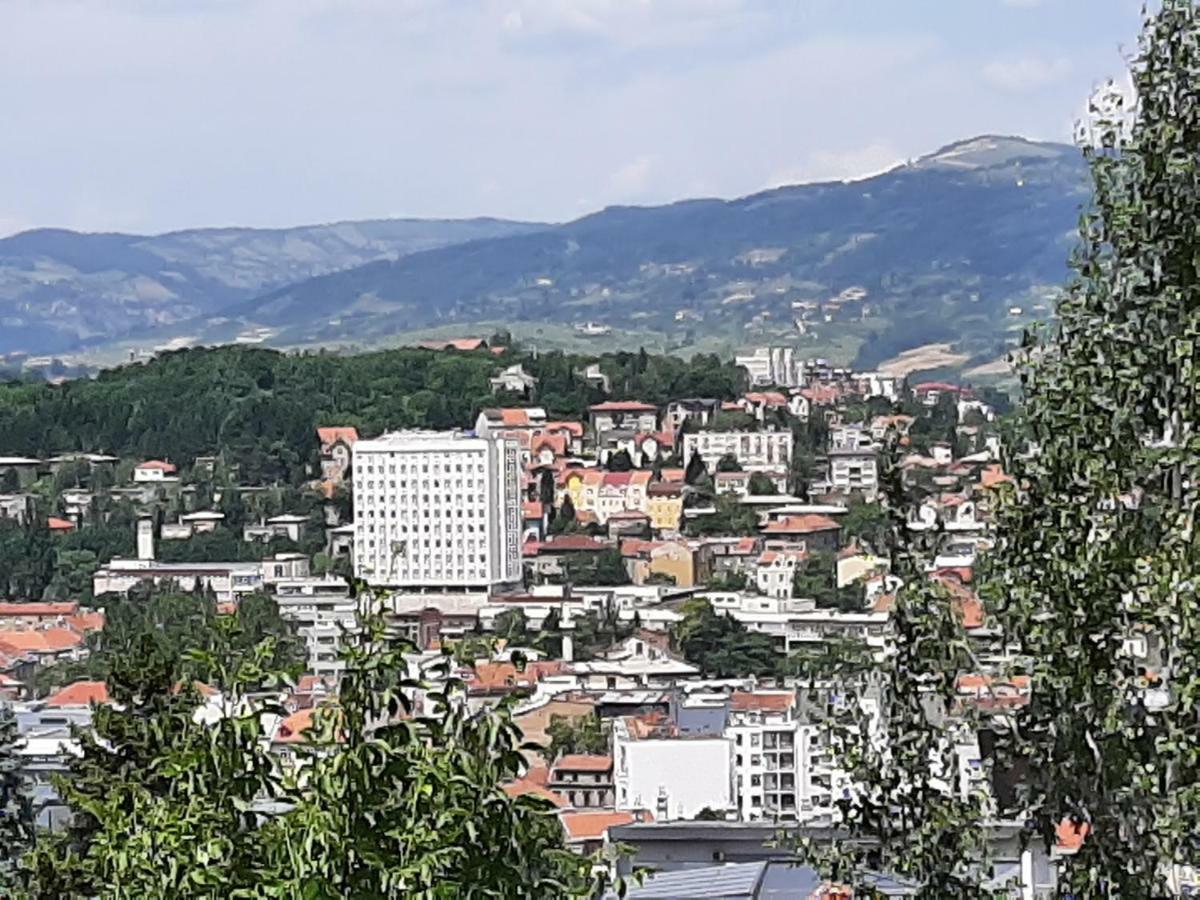Guesthouse Hill Сараєво Екстер'єр фото