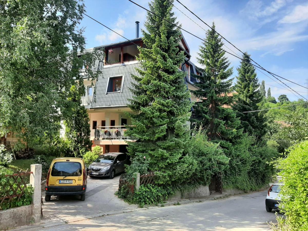 Guesthouse Hill Сараєво Екстер'єр фото