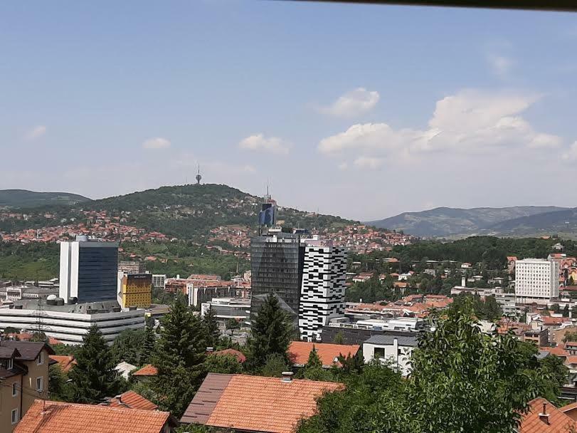 Guesthouse Hill Сараєво Екстер'єр фото