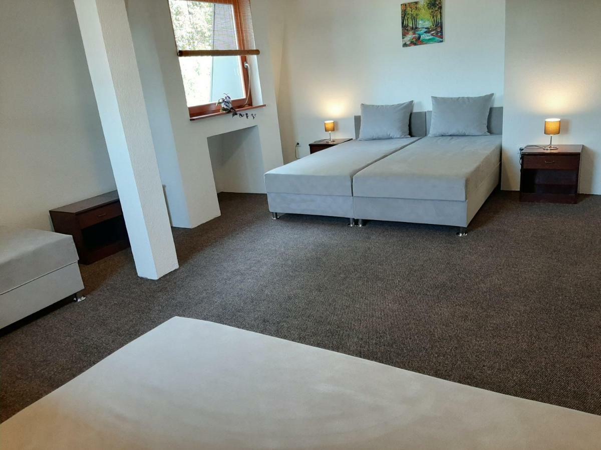 Guesthouse Hill Сараєво Екстер'єр фото