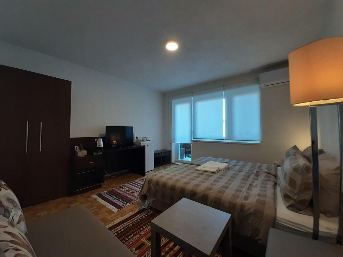 Guesthouse Hill Сараєво Екстер'єр фото